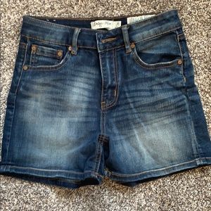 Indigo Rein Jean Shorte Size 5/26